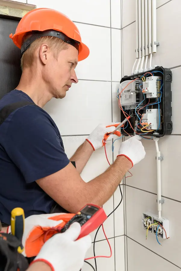 Electricians in Denver