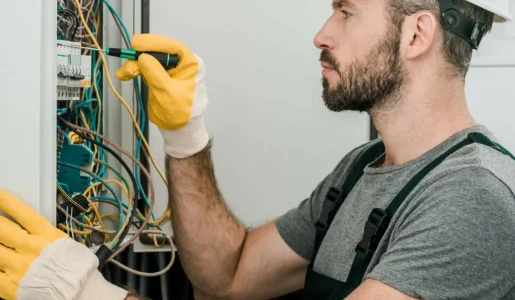 Residential Electricians in Aurora